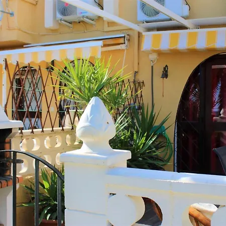 Appartamento Bungalo En Primera Linea De La Playa El Campello