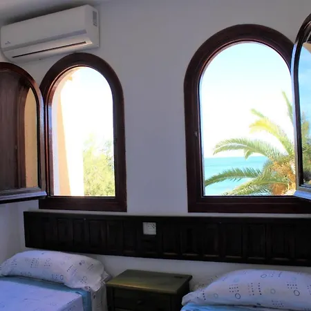 Bungalo En Primera Linea De La Playa