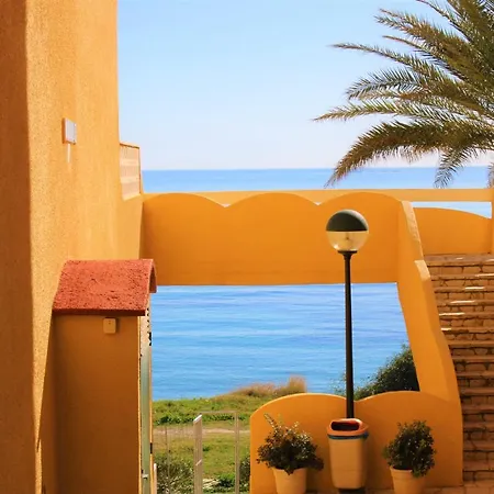 Bungalo En Primera Linea De La Playa * El Campello